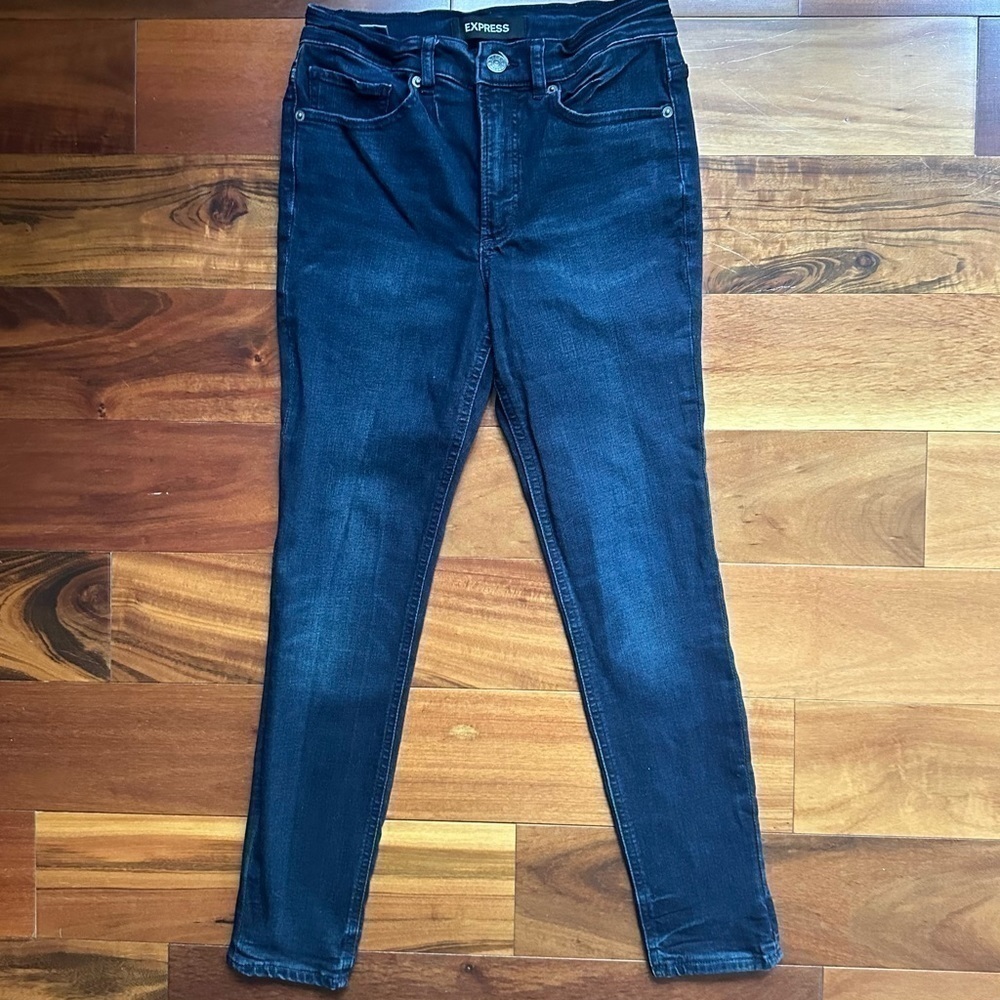 Express High Rise Denim Legging - Picture 2 of 9